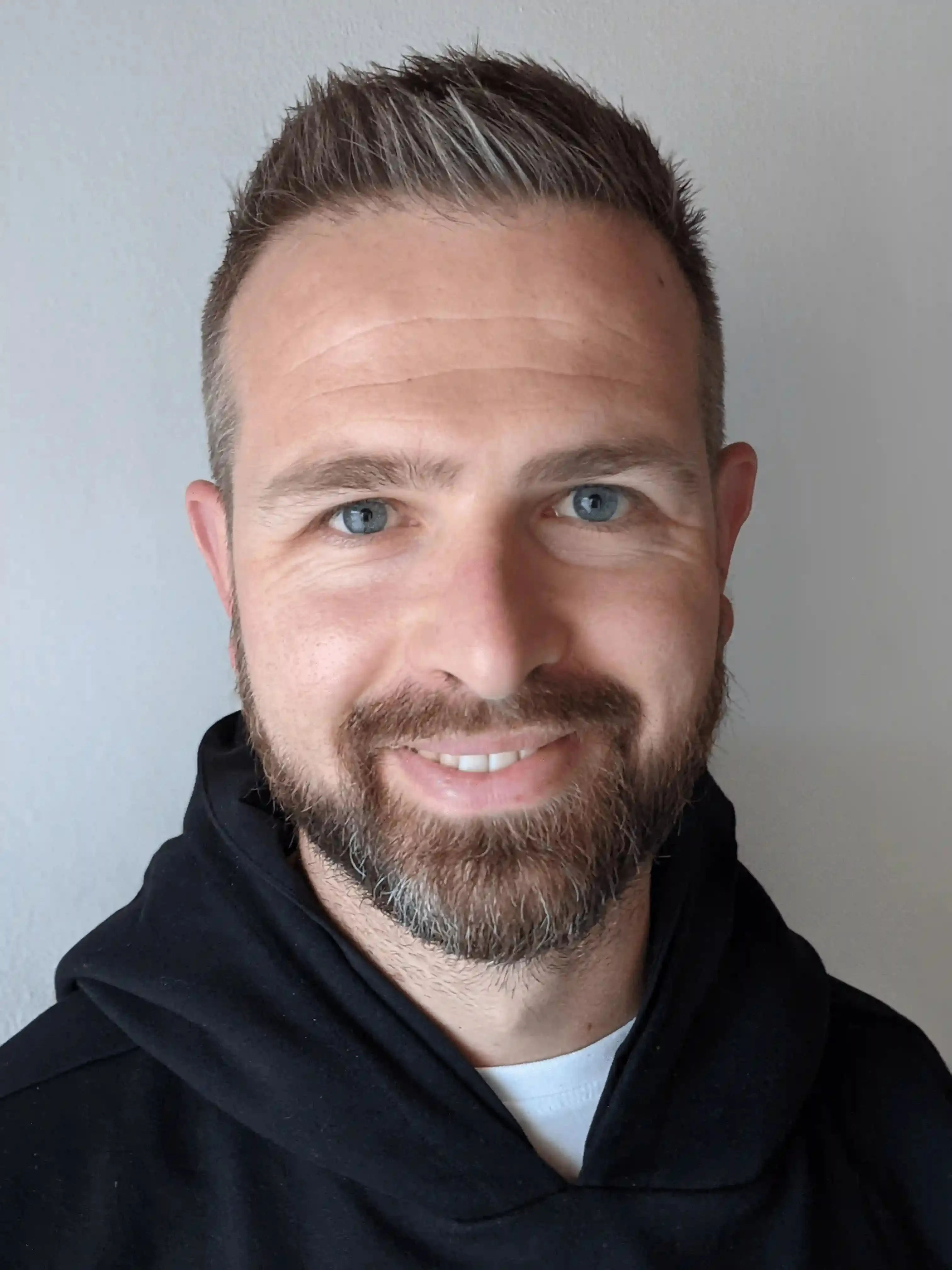 Portrait Juri Strumpflohner